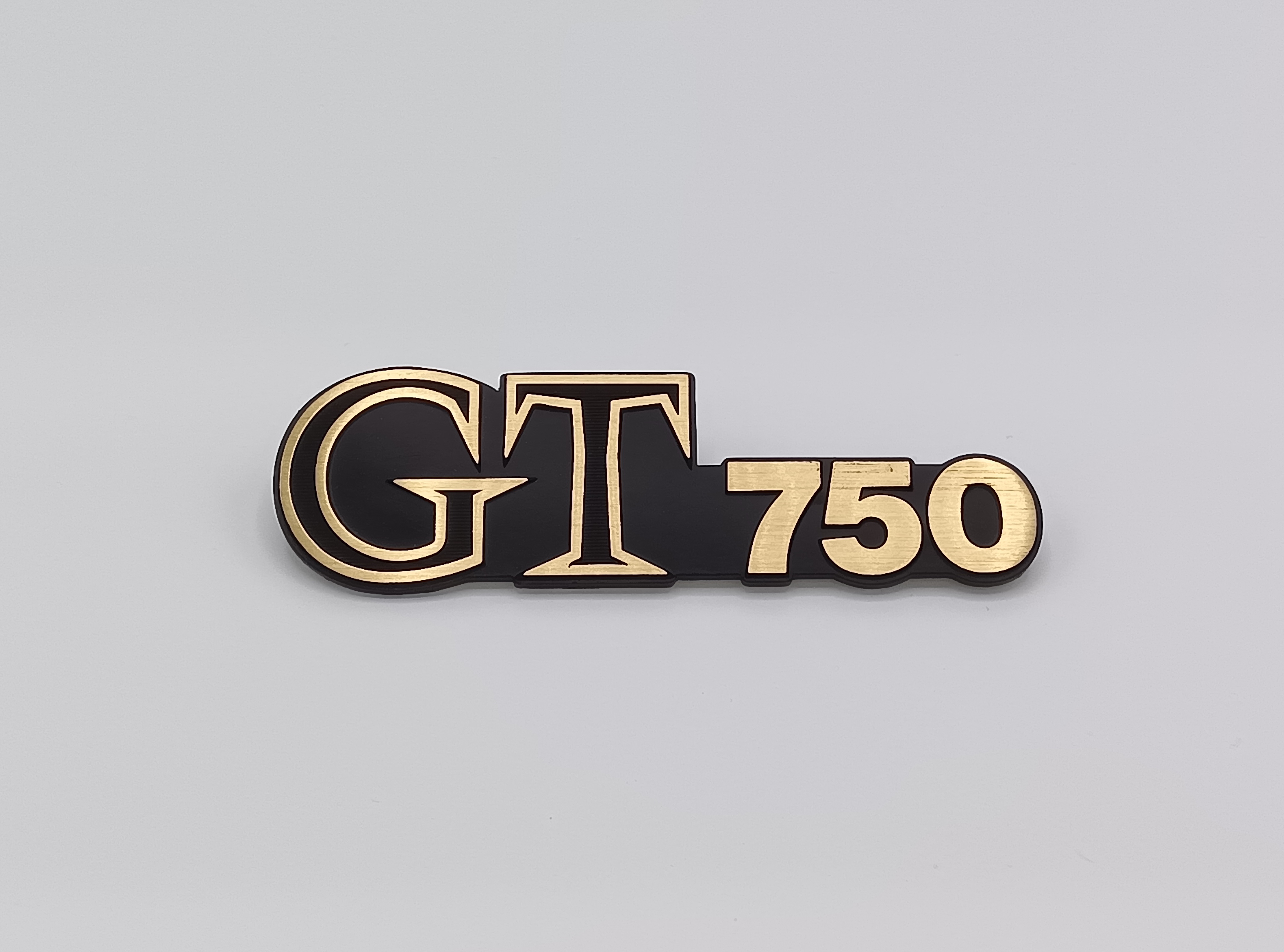 1981年 Z750(GT) SIDE COVER EMBLEM "GT750"